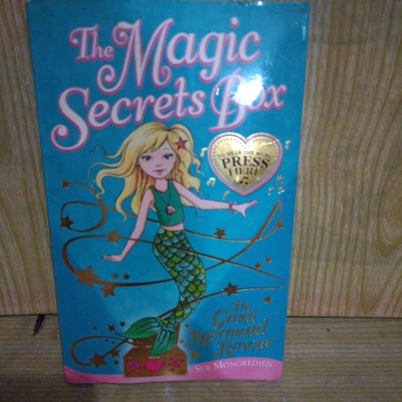 Jual Import ; The Magic Secrets Box by Sue Mongredien | Shopee Indonesia