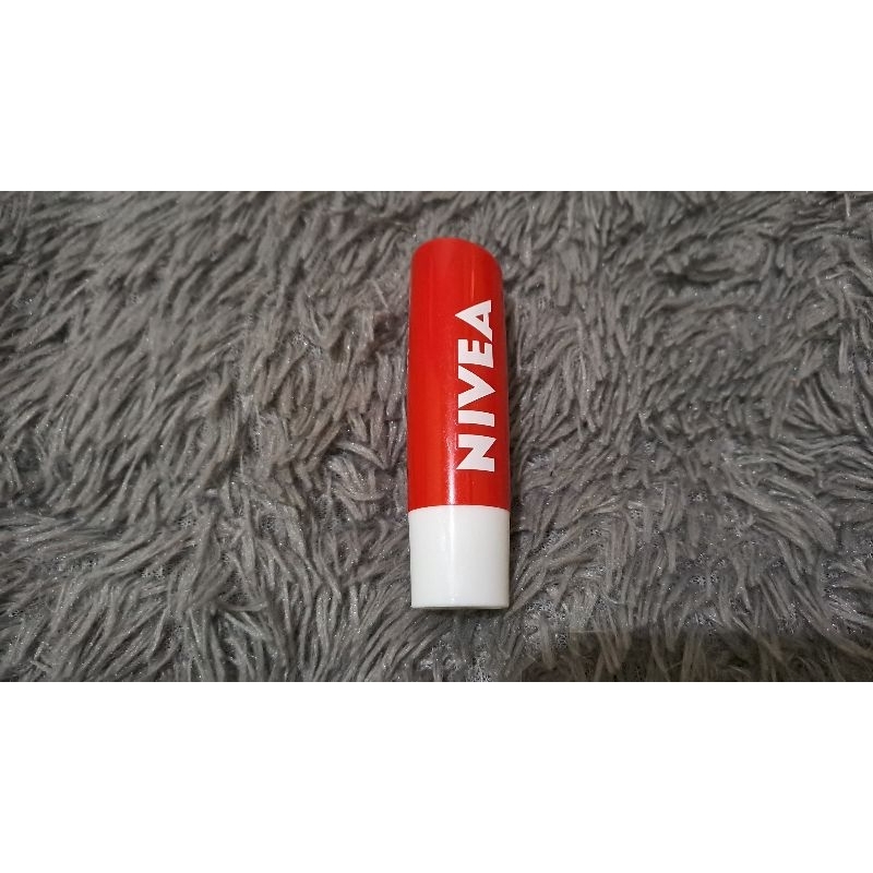 Jual nivea lip balm Shopee Indonesia