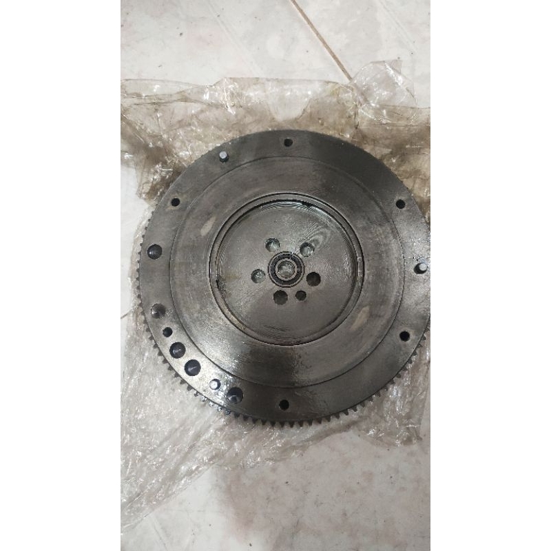 Jual roda gila fly wheel gigi gendang colt t120ss injeksi | Shopee ...