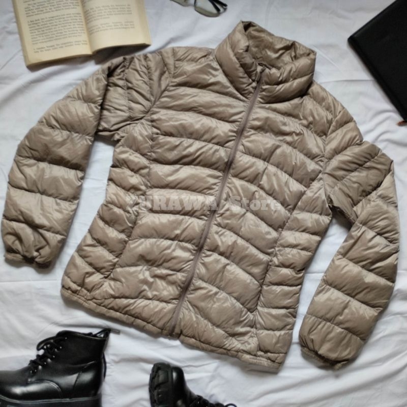 Jual Jacket Bulang UNIQLO Cacing Size L Gunung Musim Dingin Camping ...