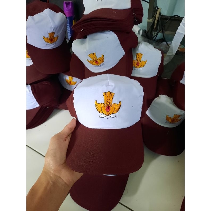 Jual Topi Sd Maroon Putih Tut Wuri Handayani Bordir Belakang Karet