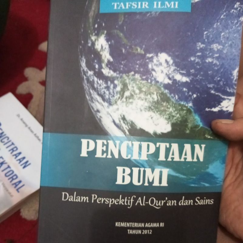 Jual Buku Penciptaan Bumi Dalam Perspektif Alquran Dan Sains | Shopee ...