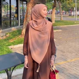 Segi 4 Syar'I Tassel Arabian Helwa Signature Khimar By Falba