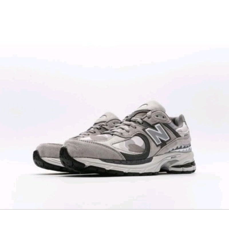 jual-sepatu-new-balance-2002r-x-bape-grey-shopee-indonesia