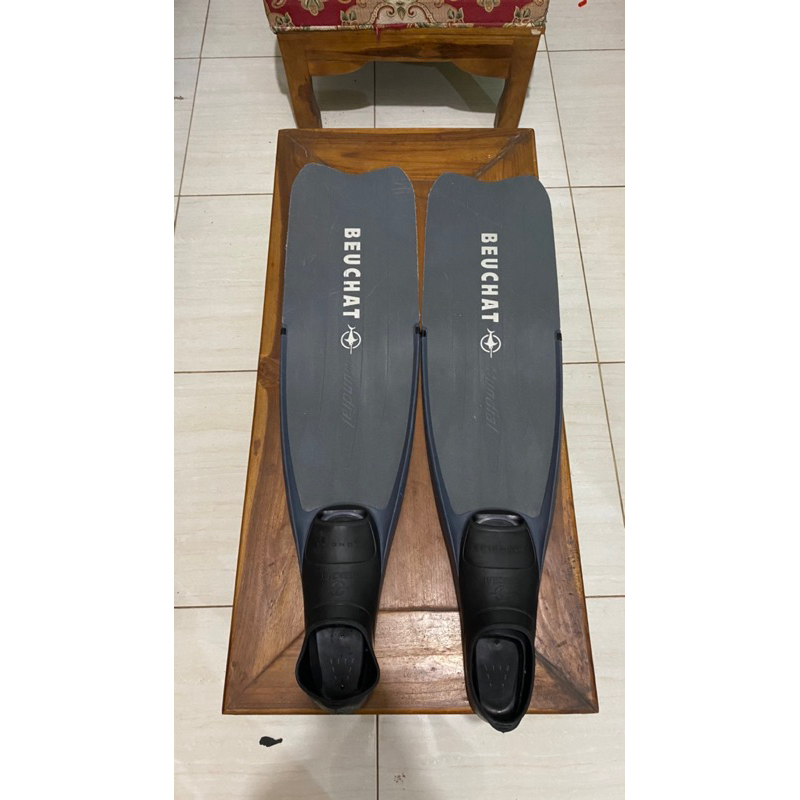 Jual Long Fin Beuchat Mundial Competition B-Fins Kaki Katak Panjang ...