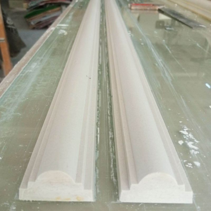 Jual Wall Moulding Polos Bahan Gypsum Moulding Gypsum Hiasan Dinding