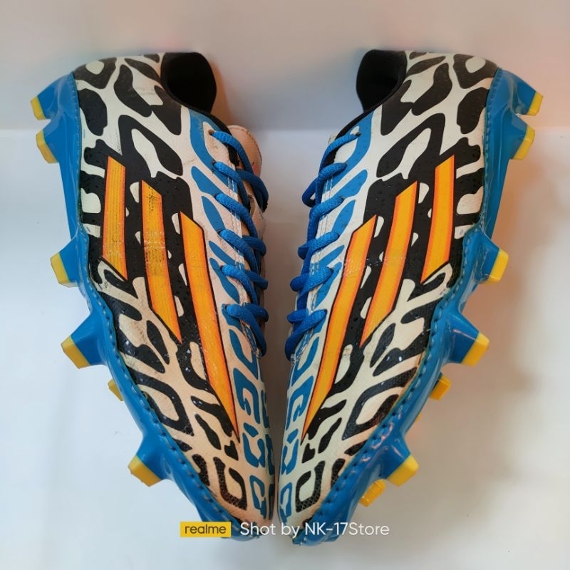 Sepatu bola adidas f5 hotsell