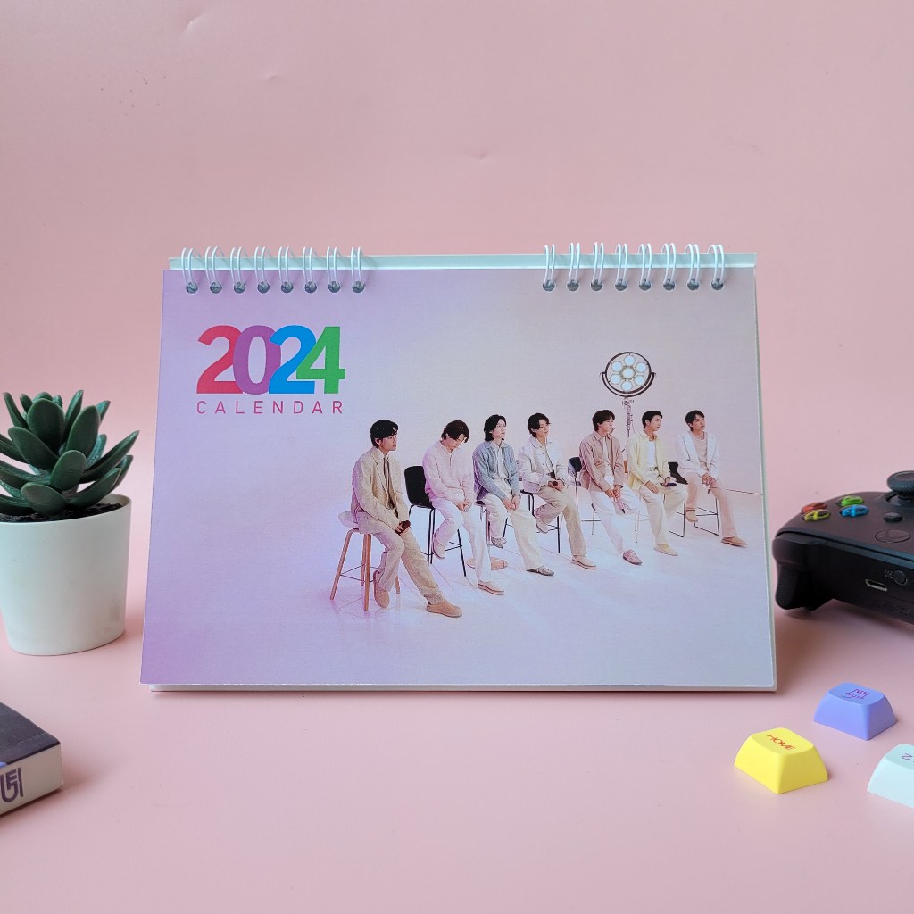 Jual KALENDER MEJA BTS 2024 | Shopee Indonesia