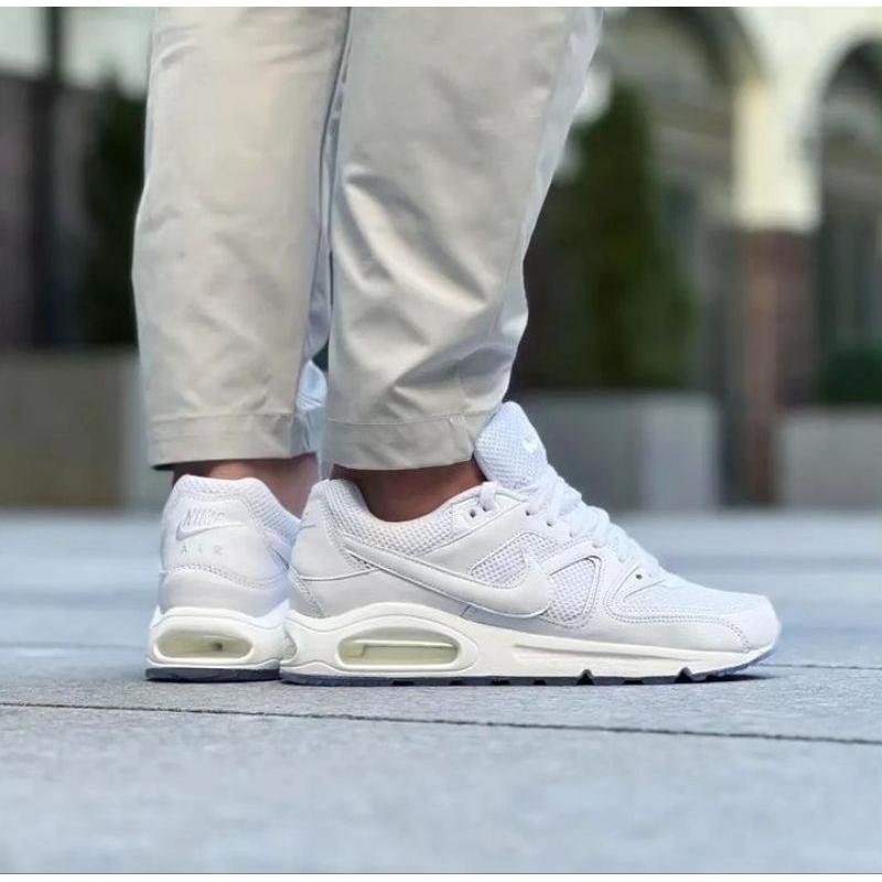 Nike air max command lifestyle hotsell