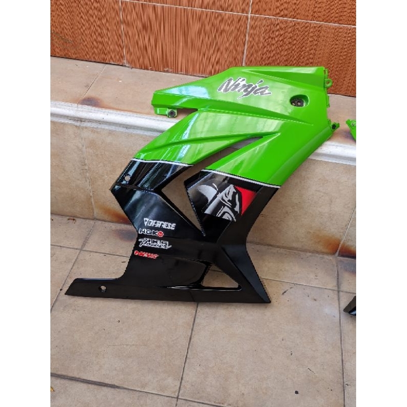 Jual fairing sayap Ninja 250 karbu hijau SE kanan kiri | Shopee Indonesia