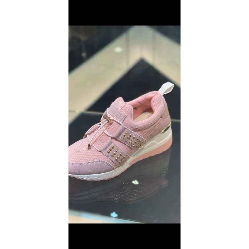 Monyberry sneakers clearance