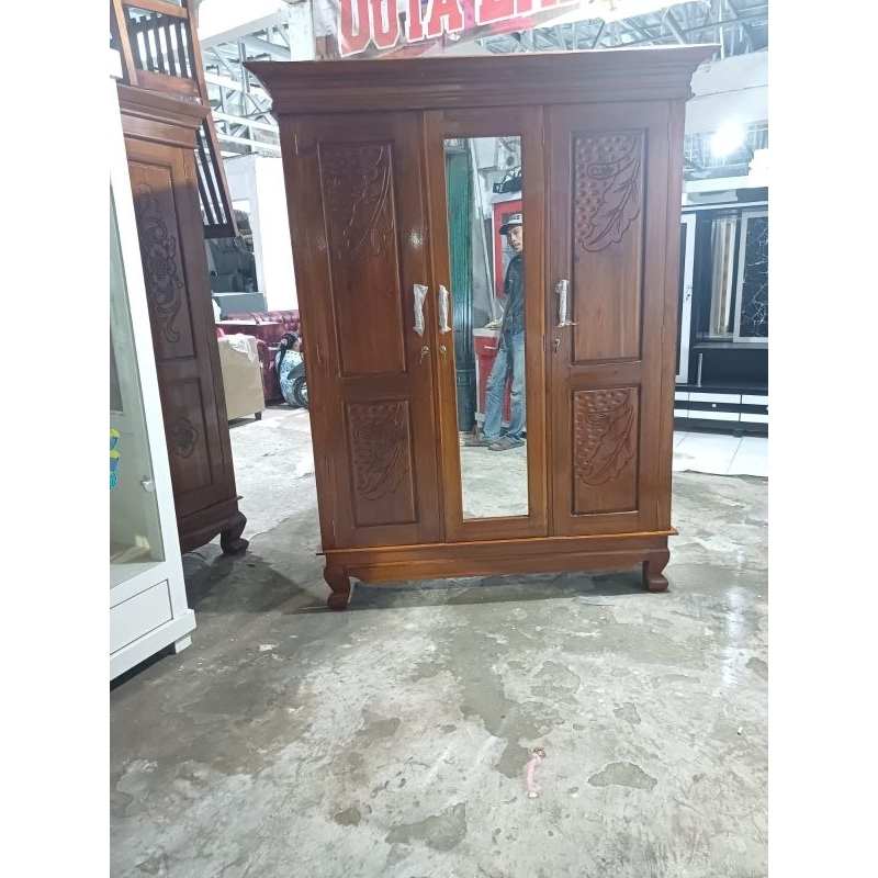 Jual lemari kayu jati manium 3 pintu | Shopee Indonesia