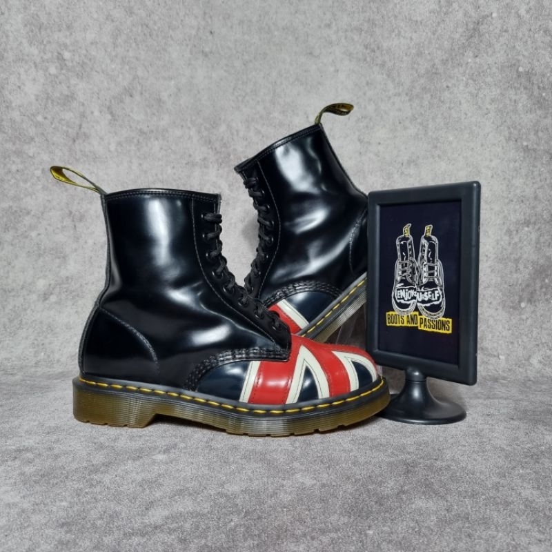 Docmart union jack hot sale
