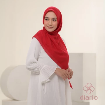 Diario Kerudung Segi Empat Ultrafine Plain Scarf Voal Red Series