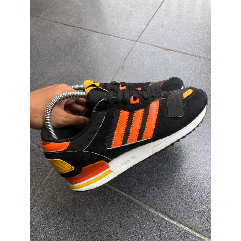 Adidas zx 750 clearance yogyakarta