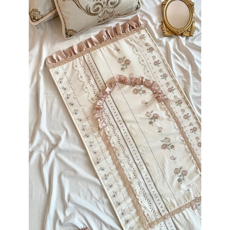 Jual Sajadah Shabby Ruffles Classic | Sajadah Wedding Seserahan Gift ...