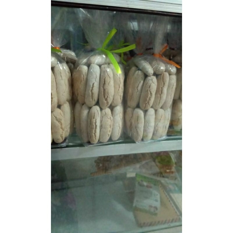 Jual Kue Bagiak Jajan Kering Kiloan Khas Banyuwangi Oleh Oleh | Shopee ...