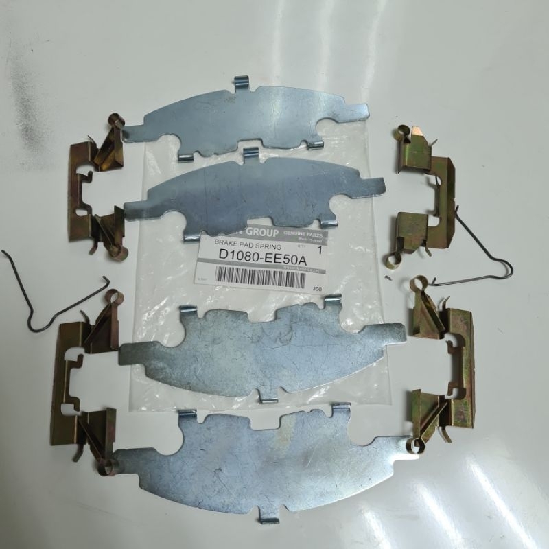 Jual brake pad Spring Plate kancingan kampas rem depan Livina L10 tahun ...