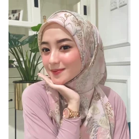 Hijab Segiempat Beauty Aqso Viney Jepang