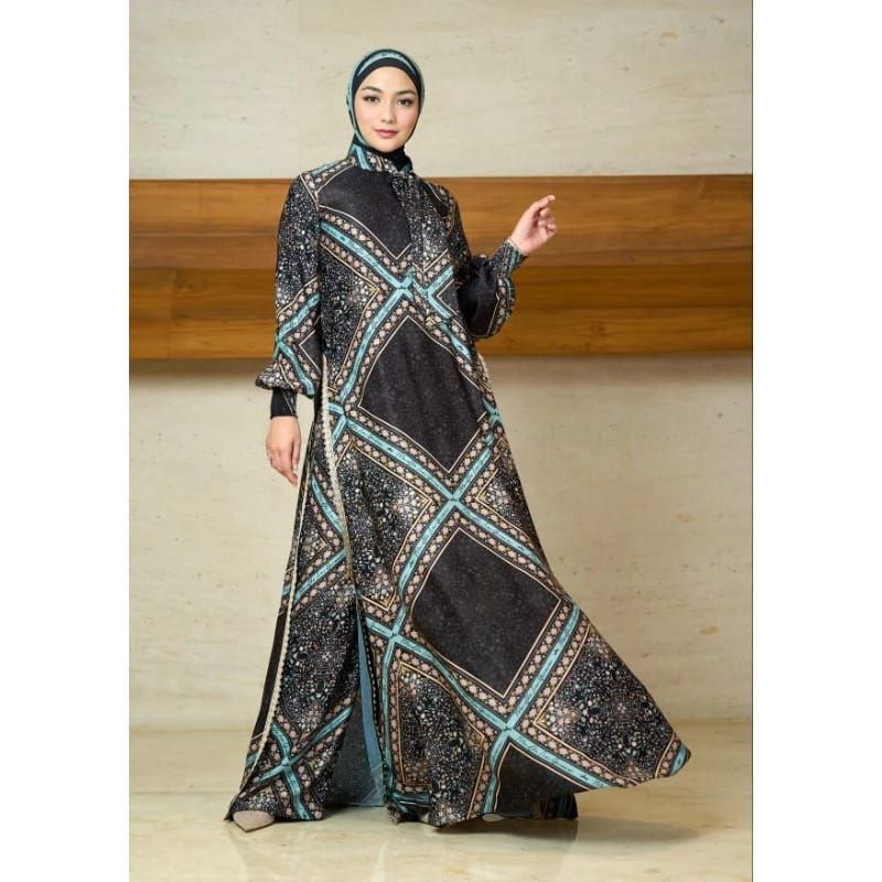 Jual Dress (set celana) Mandjha Ivan Gunawan Seri Hari Raya 2024 ...