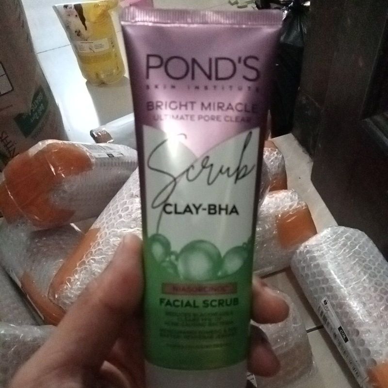 Jual Ponds Bright Beauty Facial Foam 100 Gr( Kemasan Baru Ponds White ...