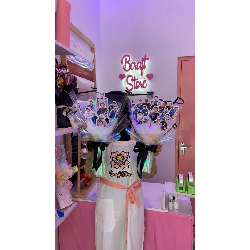 Jual buket foto polaroid / buket custom / buket foto mayor Teddy/ buket ...