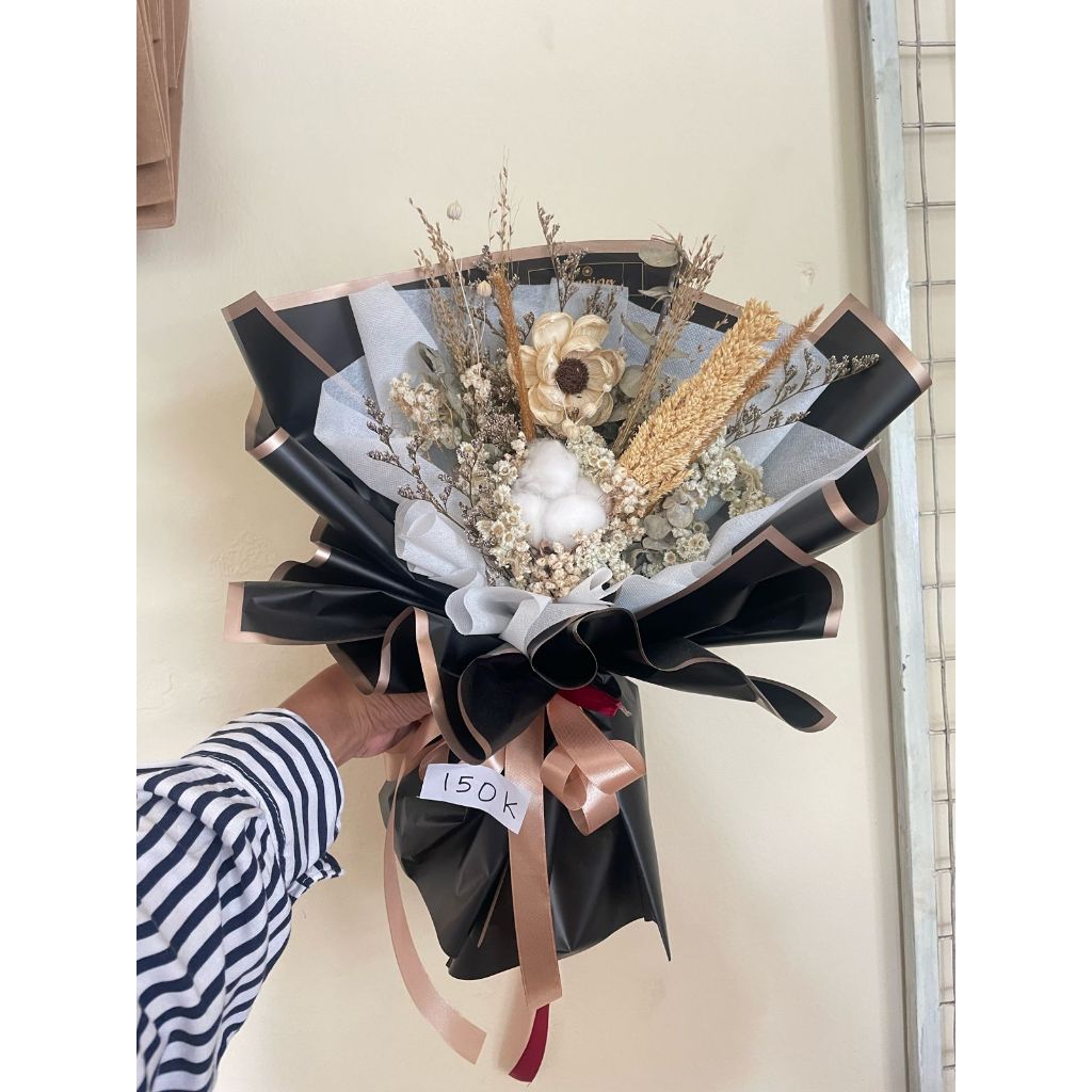 Jual Dried Flower Bouquet || Buket Bunga Kering | Shopee Indonesia