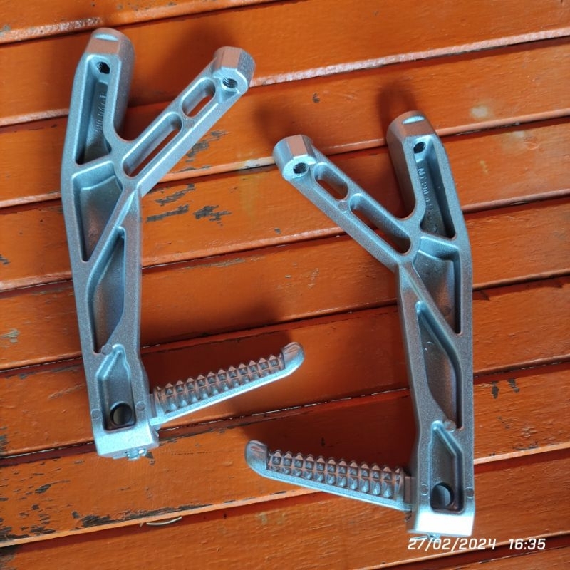 Jual Footstep Step Yamaha R1M R1S Bostep Moge Yamaha YZF R1 Impor ...