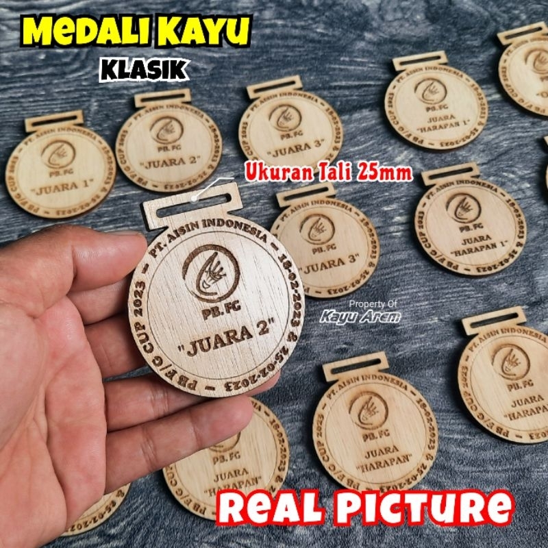 Jual Medali Kayu Custom Lasercut Grafir logo / Piagam Juara Lomba ...
