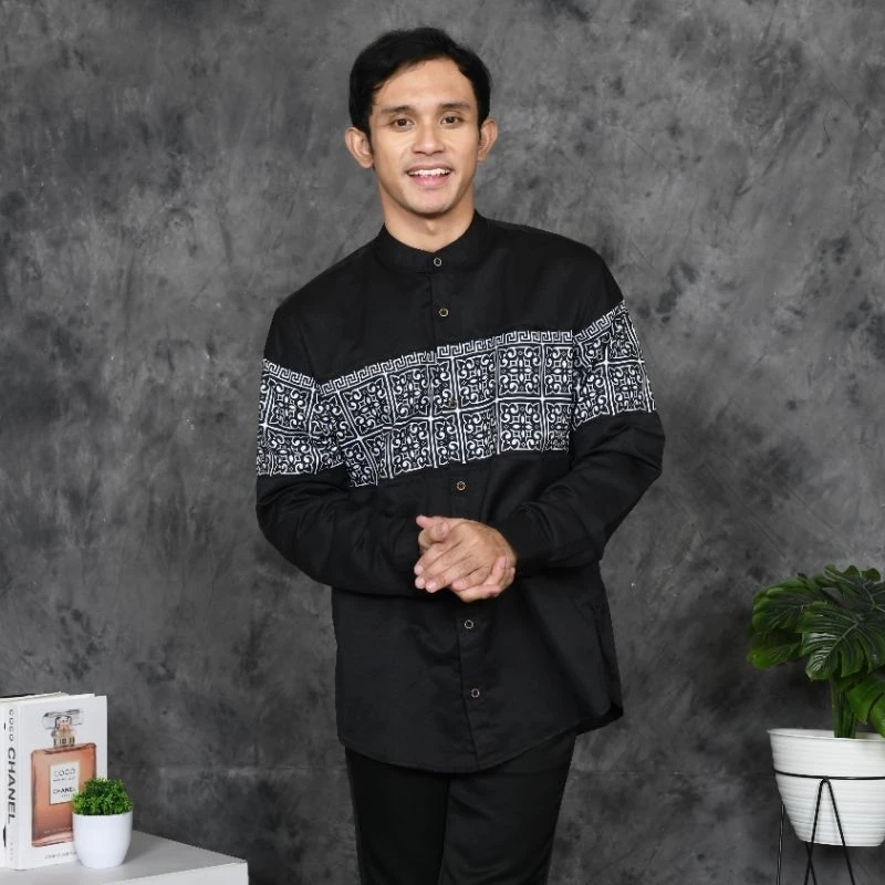 Koko Kurta Guapo Tampak Depan