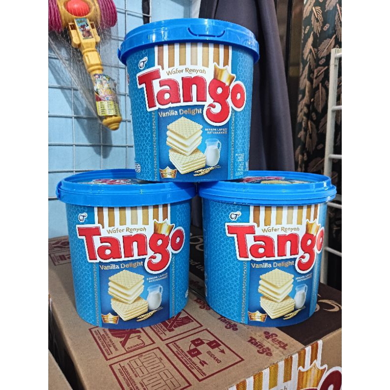 Jual Tango Wafer Jar vanila 240gr - Tango Jar Kemasan Ember 240Gr ...