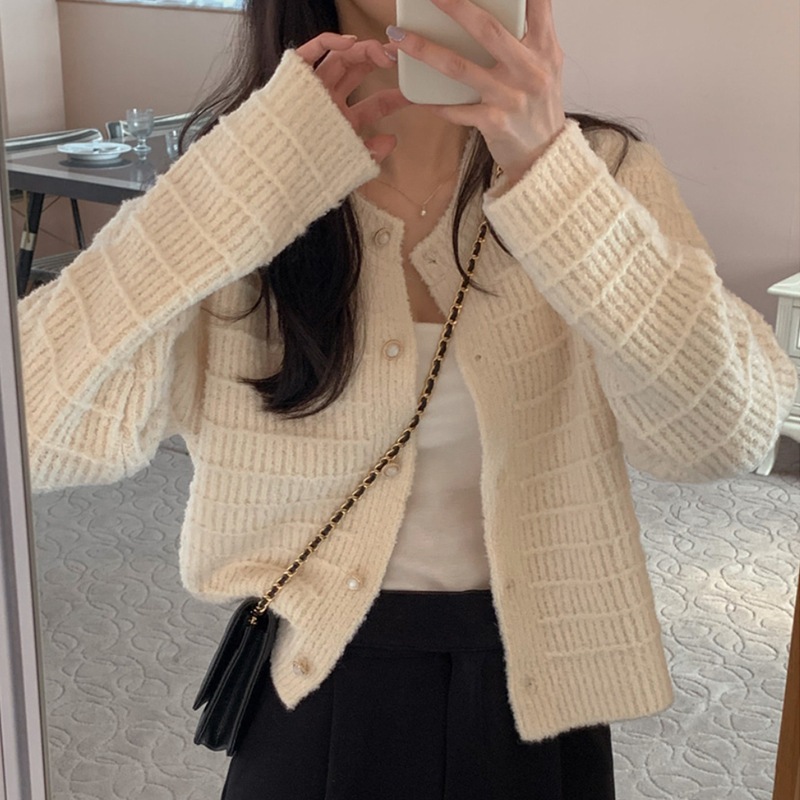 Jual AJW Cardigan Crop Wol Rajut Premium Korean Style WCF | Atasan Crop ...