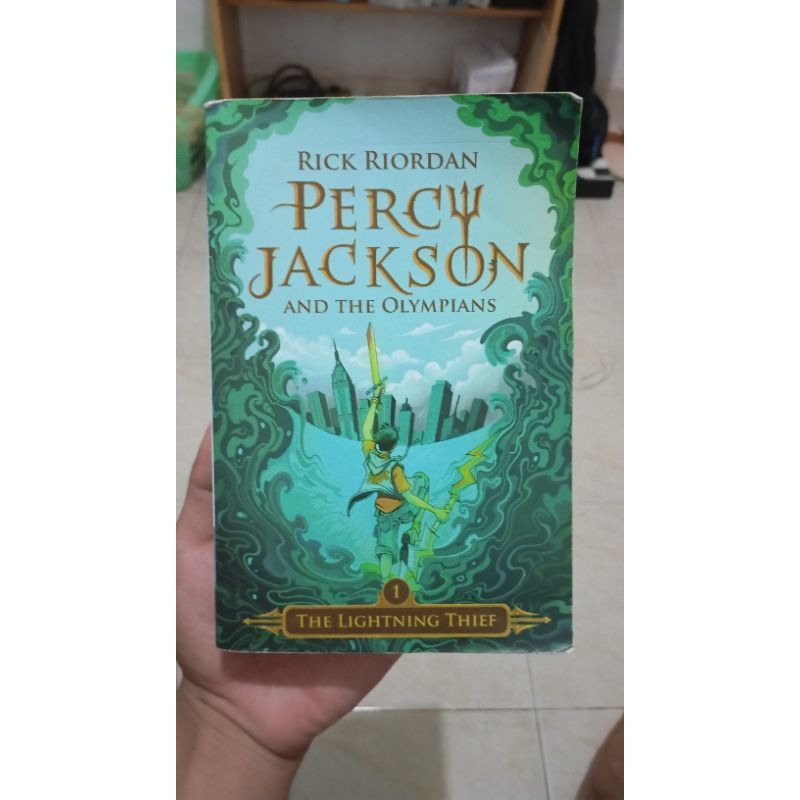 Jual Novel Percy Jackson And The Olympians #1 The Lightning Thief dan ...