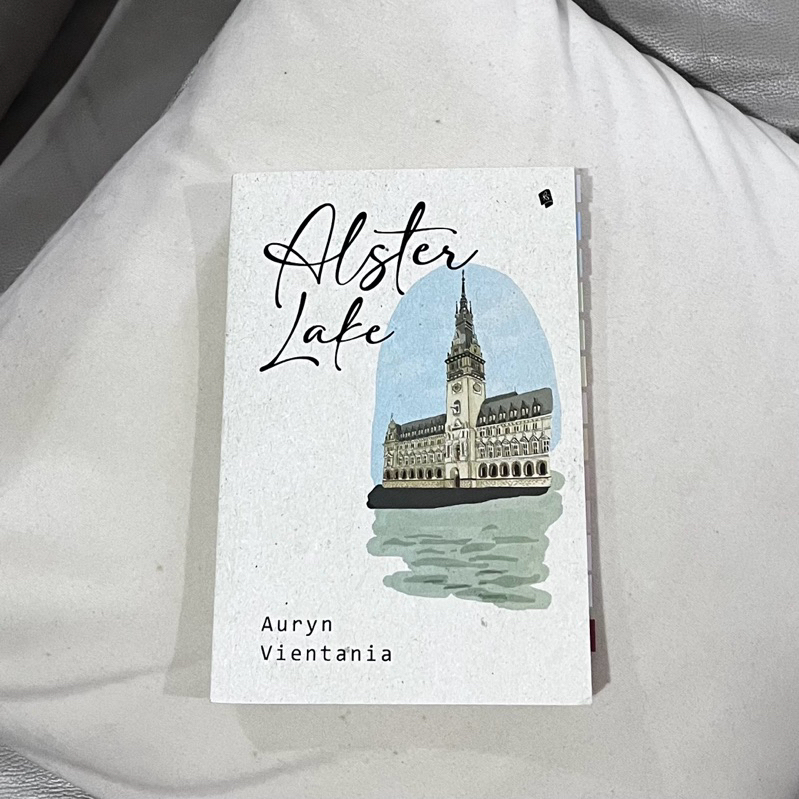 Jual Preloved Novel Alster Lake By Auryn Vientania (Original) | Shopee ...