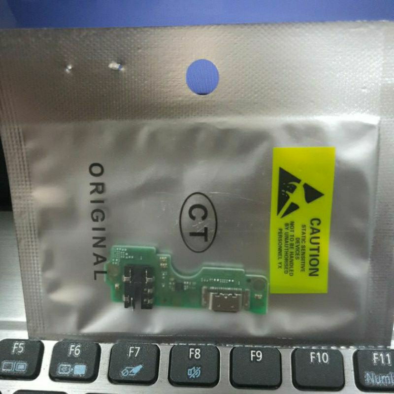 Jual PAPAN KONEKTOR CHARGER PCB TECNO SPARK GO 2024 FLEXIBEL CAS