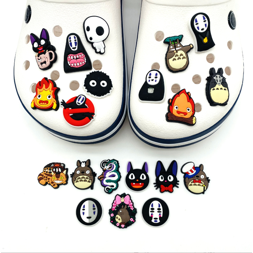 Jual Jibbitz Totoro / Charms DIY Sepatu Crocs Lucu Pin Buat Pasang Di ...