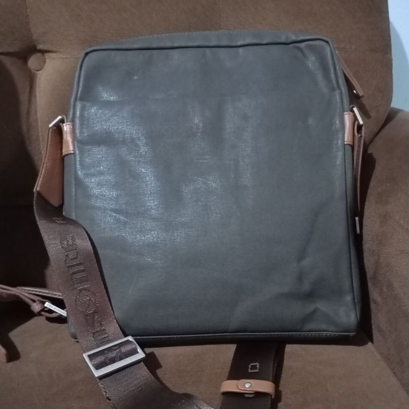 Jual samsonite ransel dan sling bag preloved | Shopee Indonesia