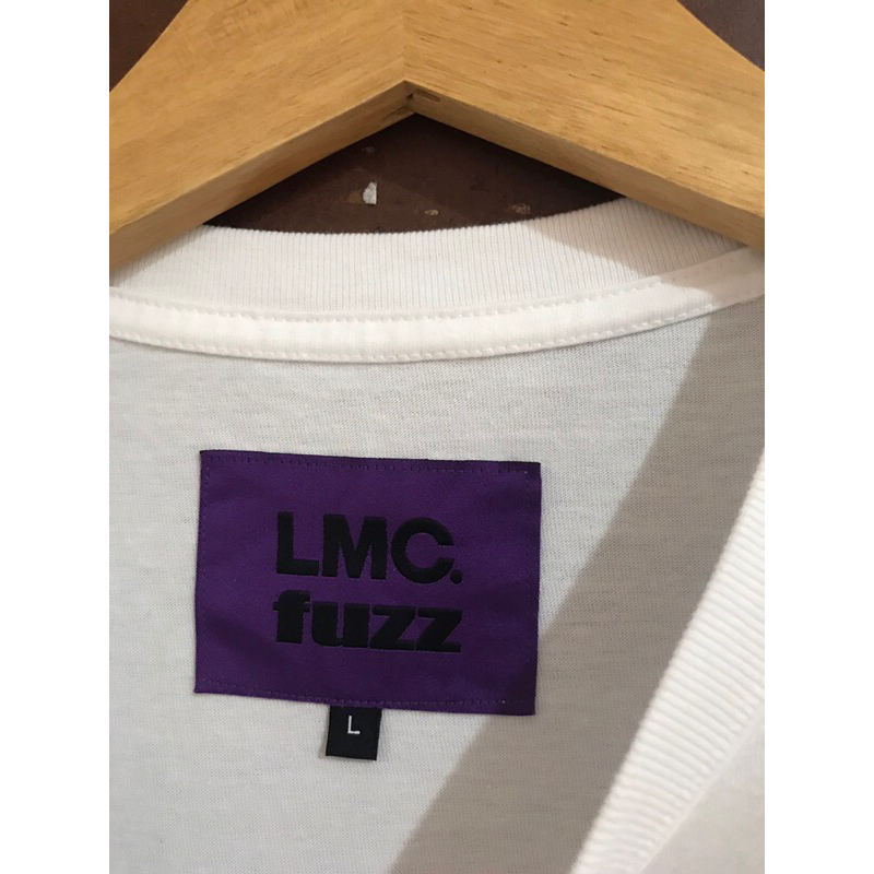 LMC x FUZZ ZT TEE white