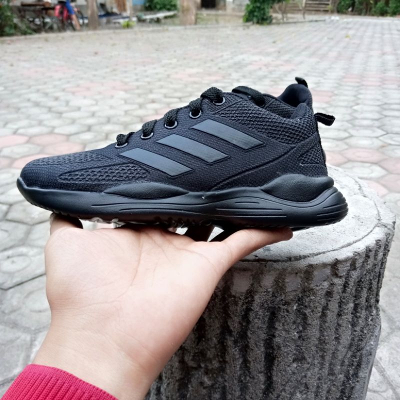 Jual Sepatu sekolah anak laki-laki size 31-43 sepatu sekolah anak