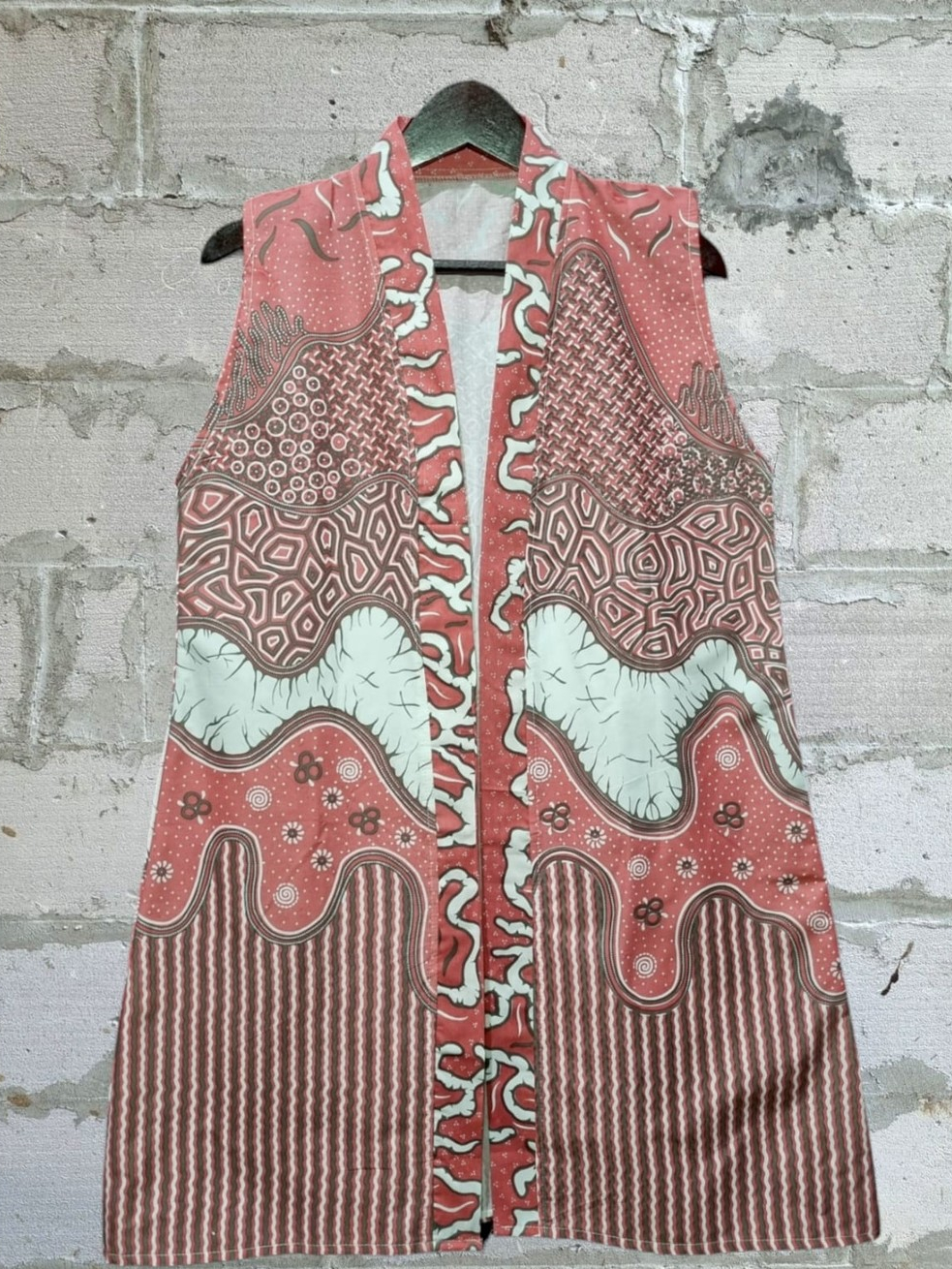 Jual ROMPI BATIK OUTER YUKENSI VEST BATIK BLAZER BATIK | Shopee Indonesia