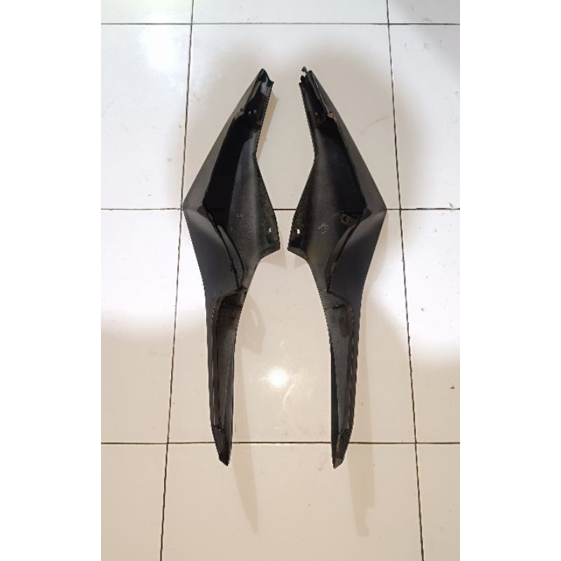 Jual Body Belakang Yamaha R15 V2 Original Copotan | Shopee Indonesia