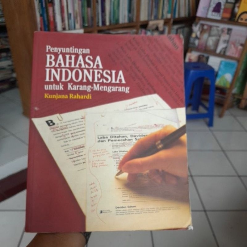 Jual Buku Penyuntingan Bahasa Indonesia Untuk Karang Mengarang Kunjana ...