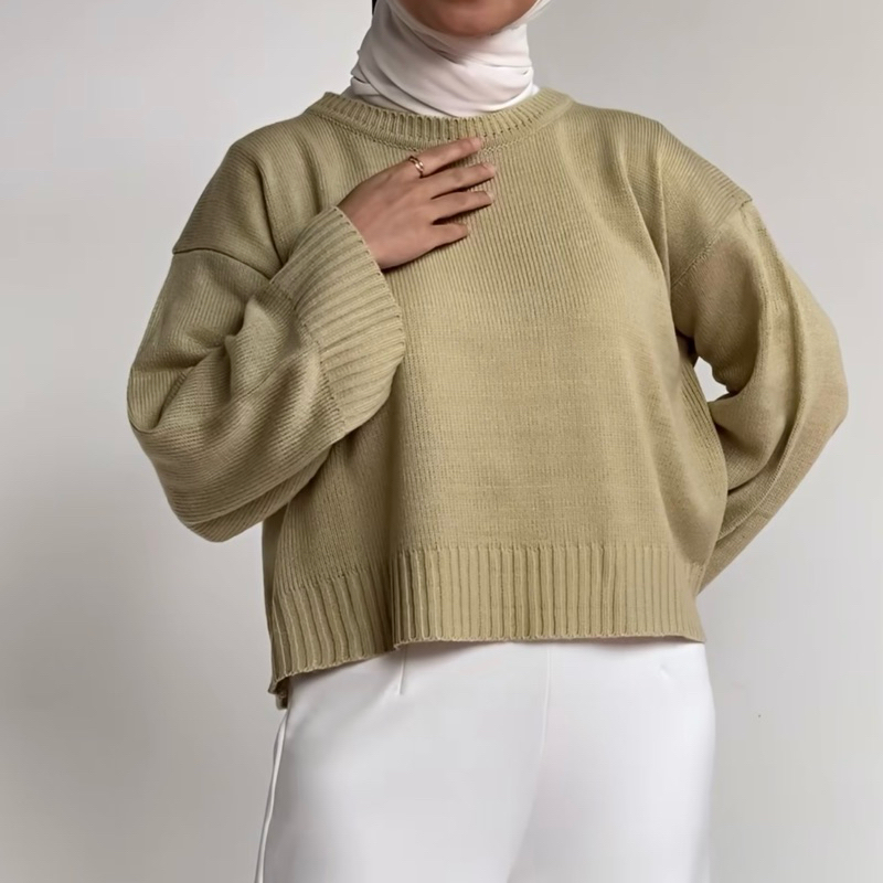 Jual Aurora Basic Crop Top Rajut Wanita Oversize - Sweater Rajut Crop ...