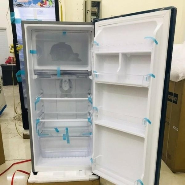Jual Kulkas 1 Pintu POLYTRON PRB 186 R/B 180 Liter Metal Door Gagang ...