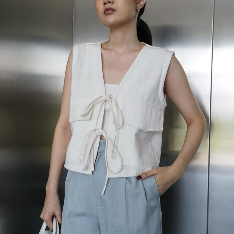 Jual Rene Vest Tali Rompi Outer Wanita Kekinian Terbaru | Shopee Indonesia