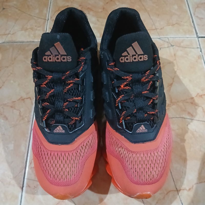 Jual Adidas Spring Blade, Size 40 ( 25 Cm ) | Shopee Indonesia