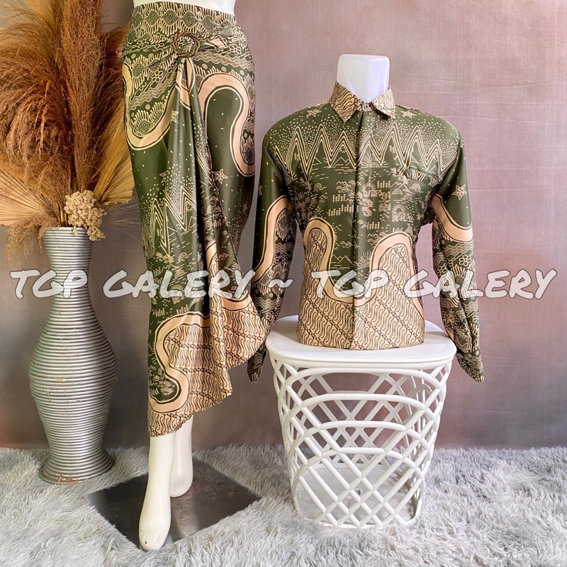 TGP Galery - Set Batik Couple Kondangan Pasangan / Rok Lilit Kemeja Lengan Panjang / Baju Batik Lamaran Mewah