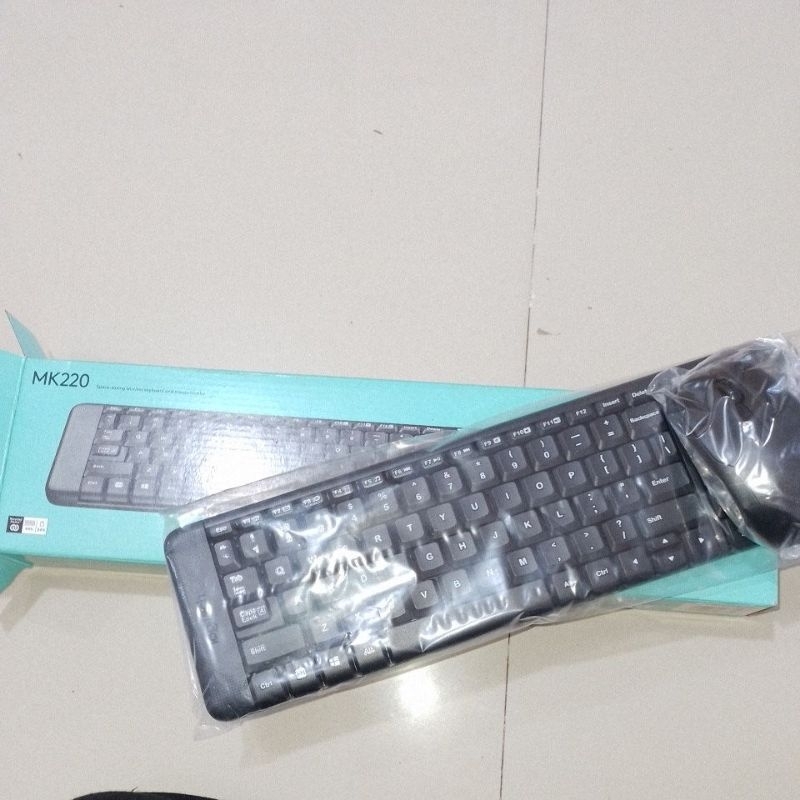 Jual Keyboard & Mouse Wireless Bluetooth Logitech MK-220 ( Pcs ...