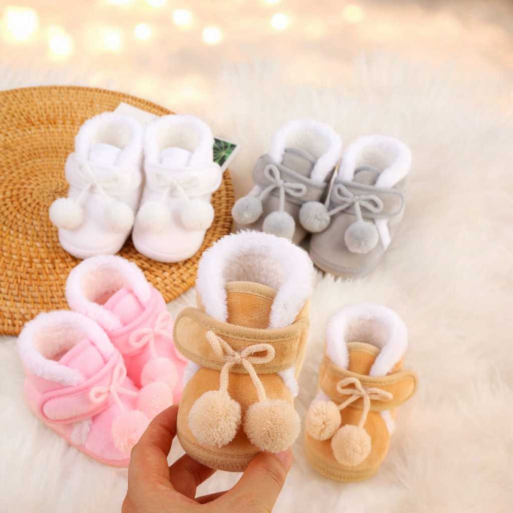 Jual Sepatu Bayi Perempuan Boots Hairball Cute 12 Bulan