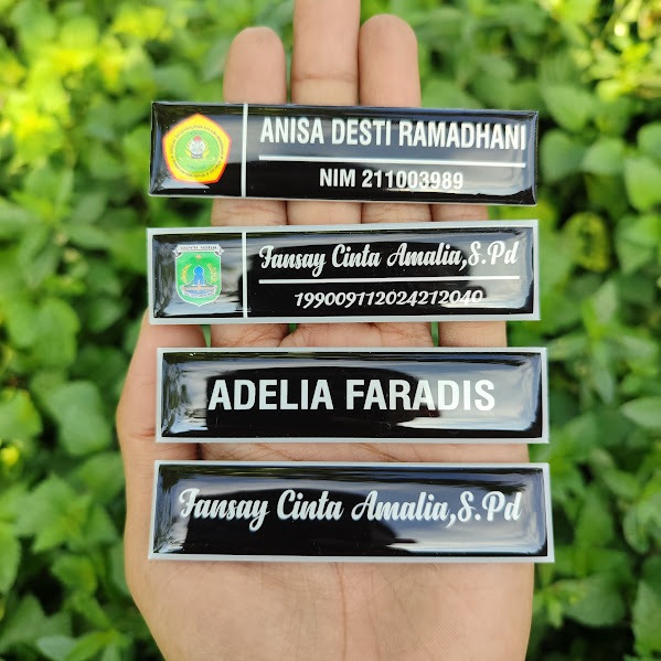 Jual NAME TAG AKRILIK RESIN / PAPAN NAMA DADA RESIN / PAPAN NAMA DADA ...